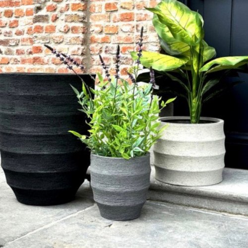 POTTERIE IN DIVERSE MATERIALEN